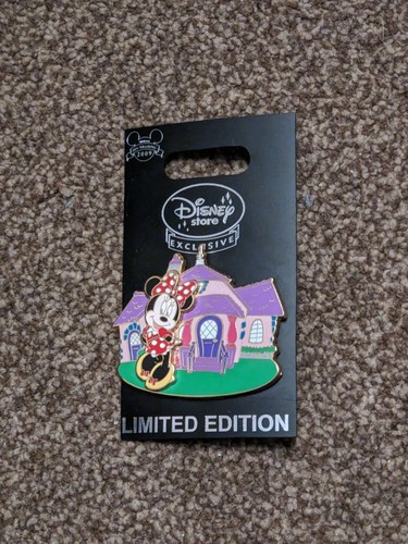 Disney store exclusive limited - exclusive,